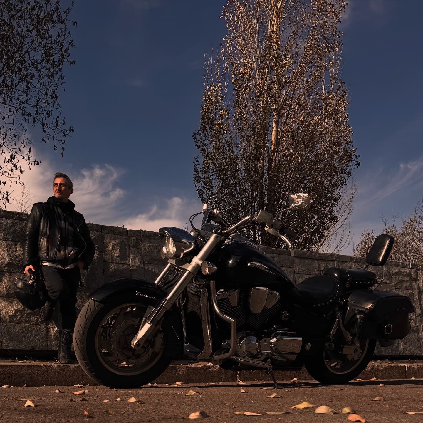 НАУЧИСЬ
УПРАВЛЯТЬ
МОТОЦИКЛОМ